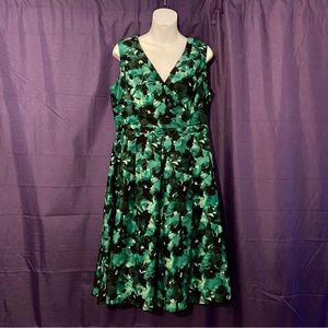Gorgeous Kasper green floral dress